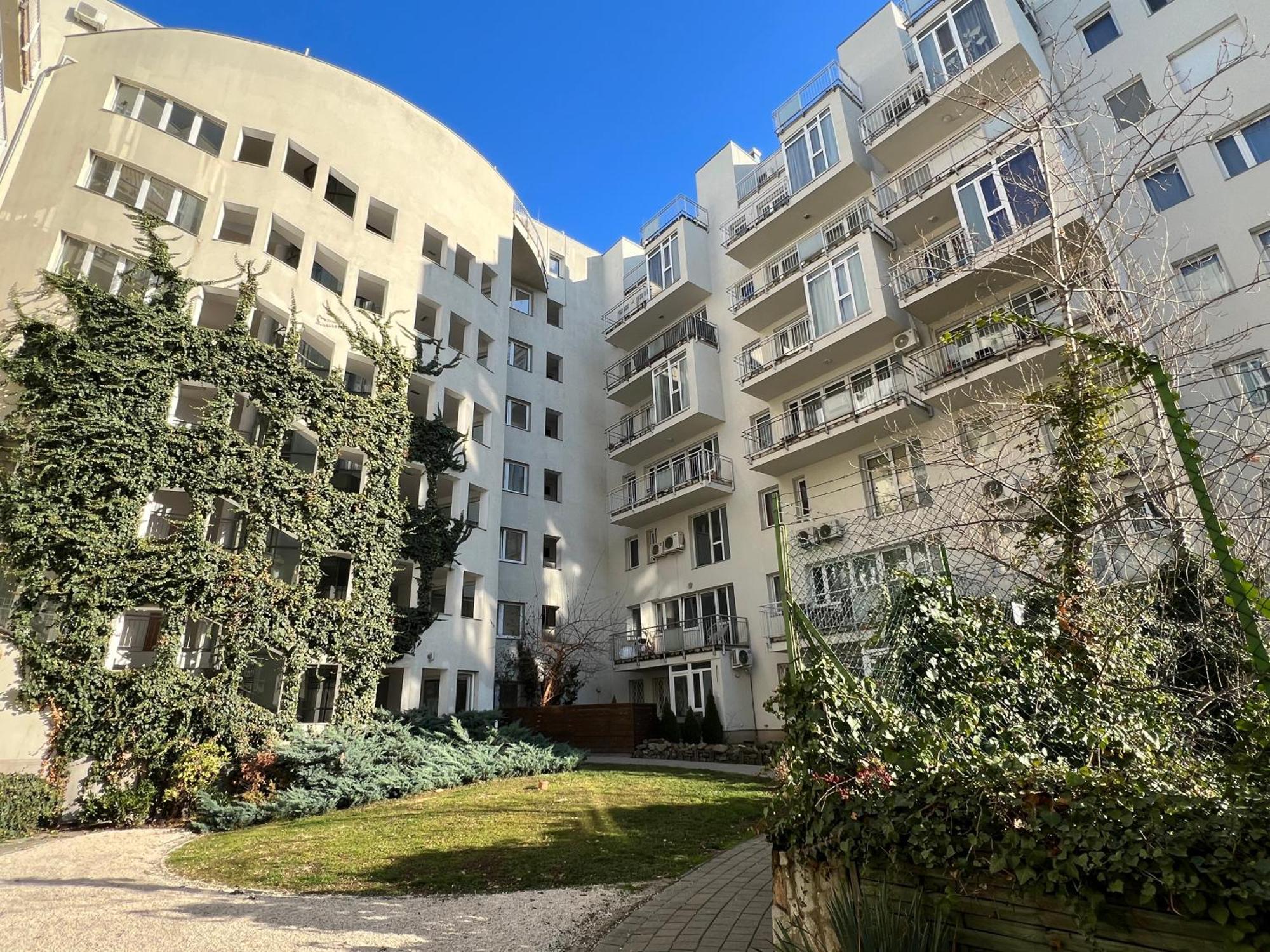 Acacia Aparhotel-Near New York Cafe Budapest Exterior foto