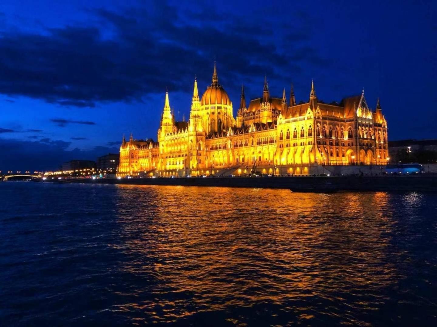 Acacia Aparhotel-Near New York Cafe Budapest Exterior foto